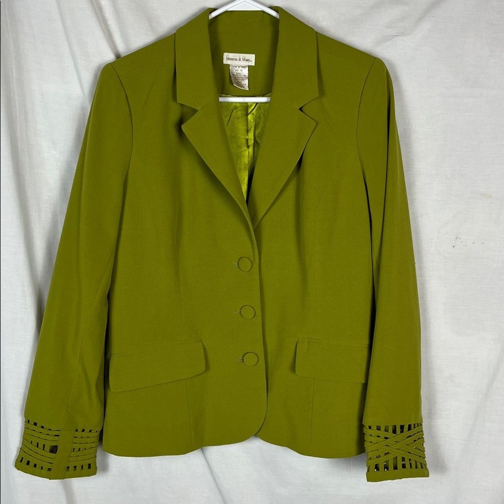 Light Olive Green Monroe and Main 2 Piece Suit with Lattice Trim - Picture 2 of 8